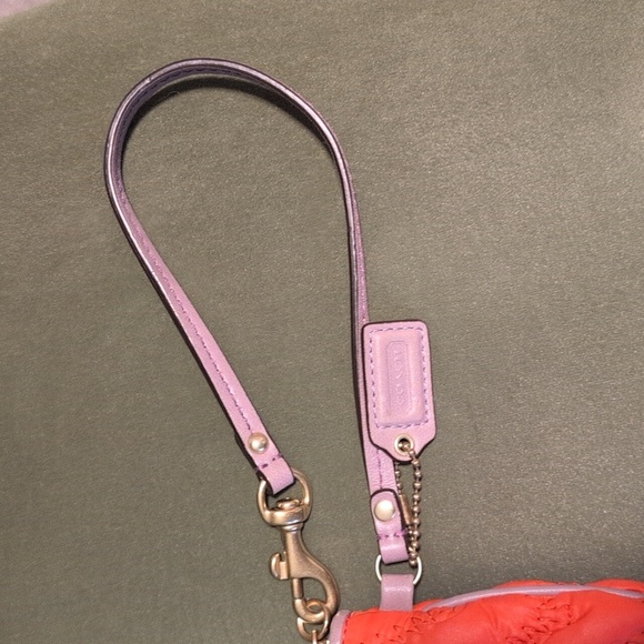 Coach Puffy Quilted Orange and Purple Chevron Wristlet with COA - Picture 5 of 7